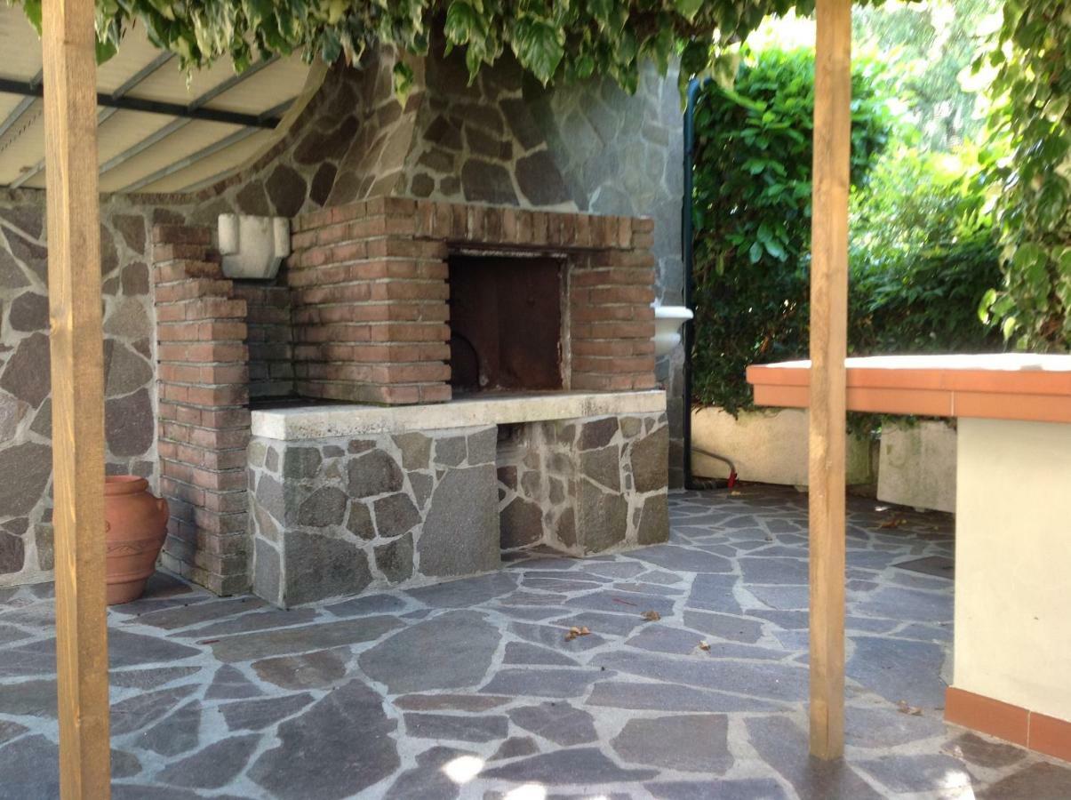 Casale El Galet Apartment Moniga del Garda ภายนอก รูปภาพ